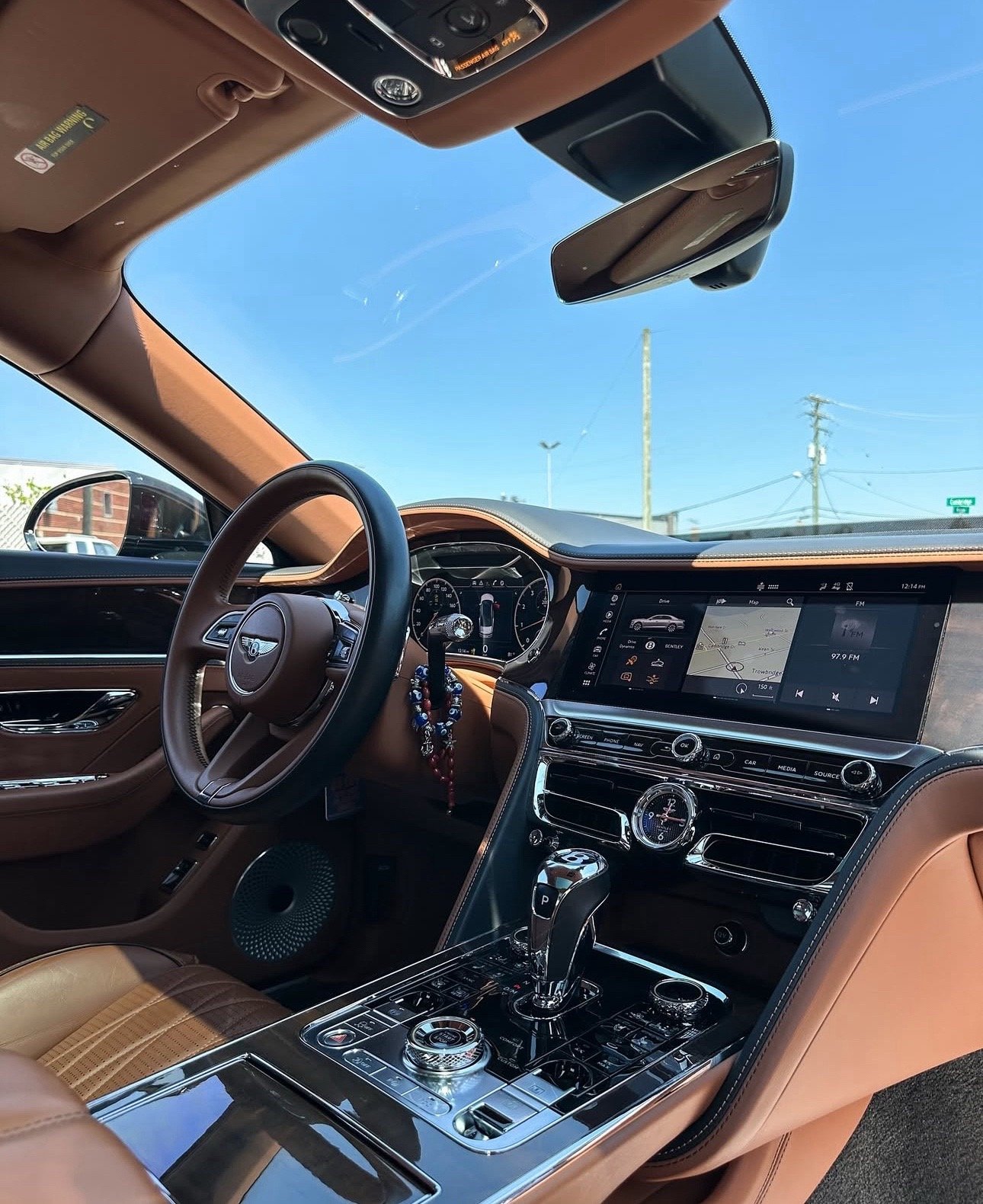 snaptik_7549607070186753294_3