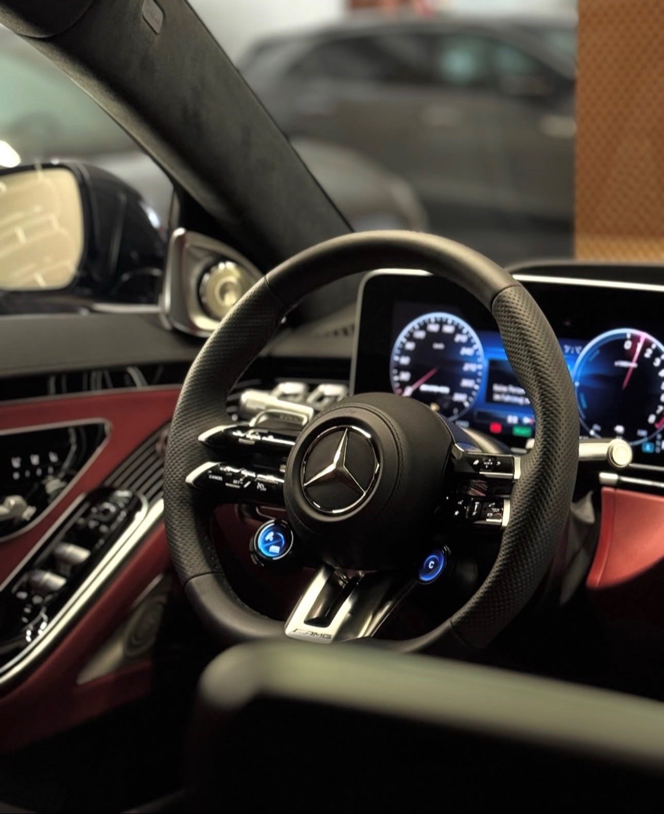 snaptik_7555935877097065741_4