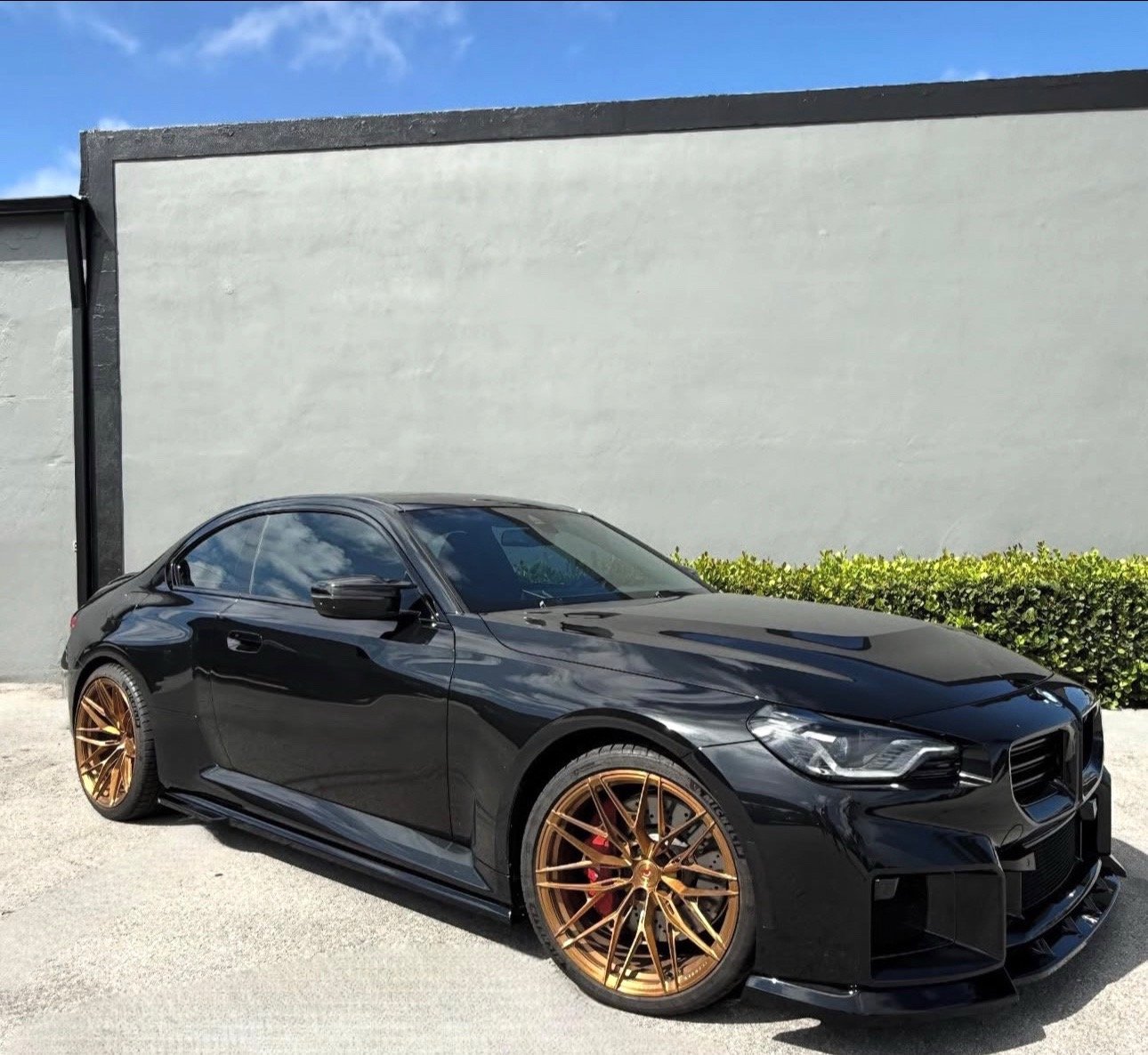 snaptik_7558608889743248695_4